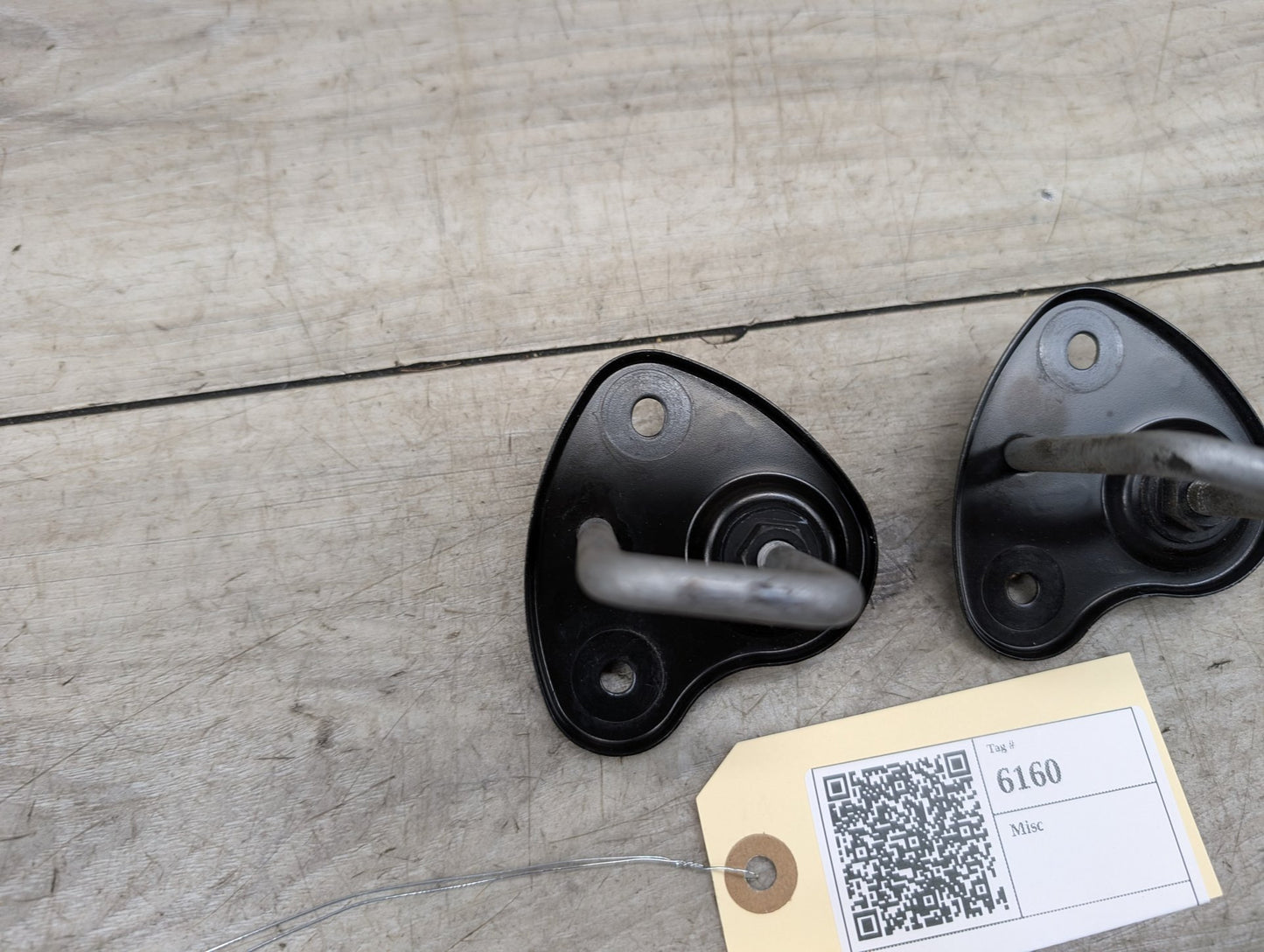 OEM BMW F90 F97 G01 G05 G06 G07 G12* G30 X3 X5 Hood Safety Latch Hook Pair SET