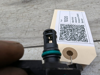 2013 - 2018 BMW X3 F25 Manifold Absolute Pressure (MAP) Sensor 8644432 N55B30M0