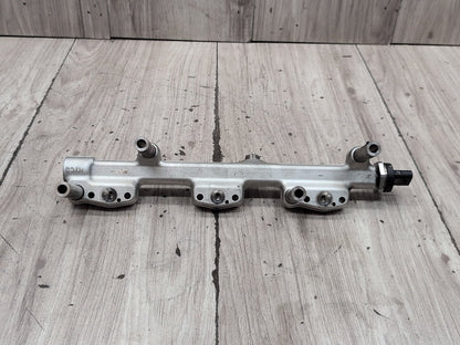 2019-2026 BMW G05 X5 B58B30M1 Engine Motor Fuel Injector Rail Line 8698787
