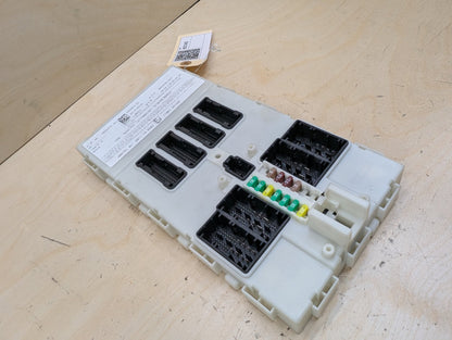 2015-2019 BMW X6 F16 Bdc Body Domain Fem Control Module 6808573