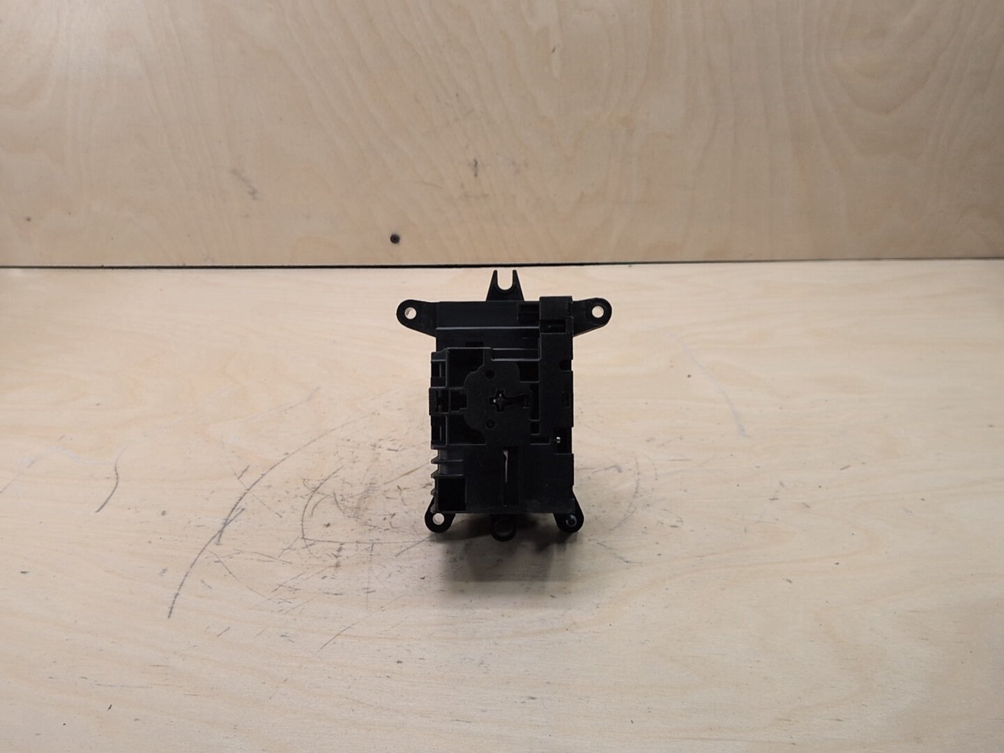 2015-2019 BMW X6 F16 Transmission Switch Shifter Assembly 9384929
