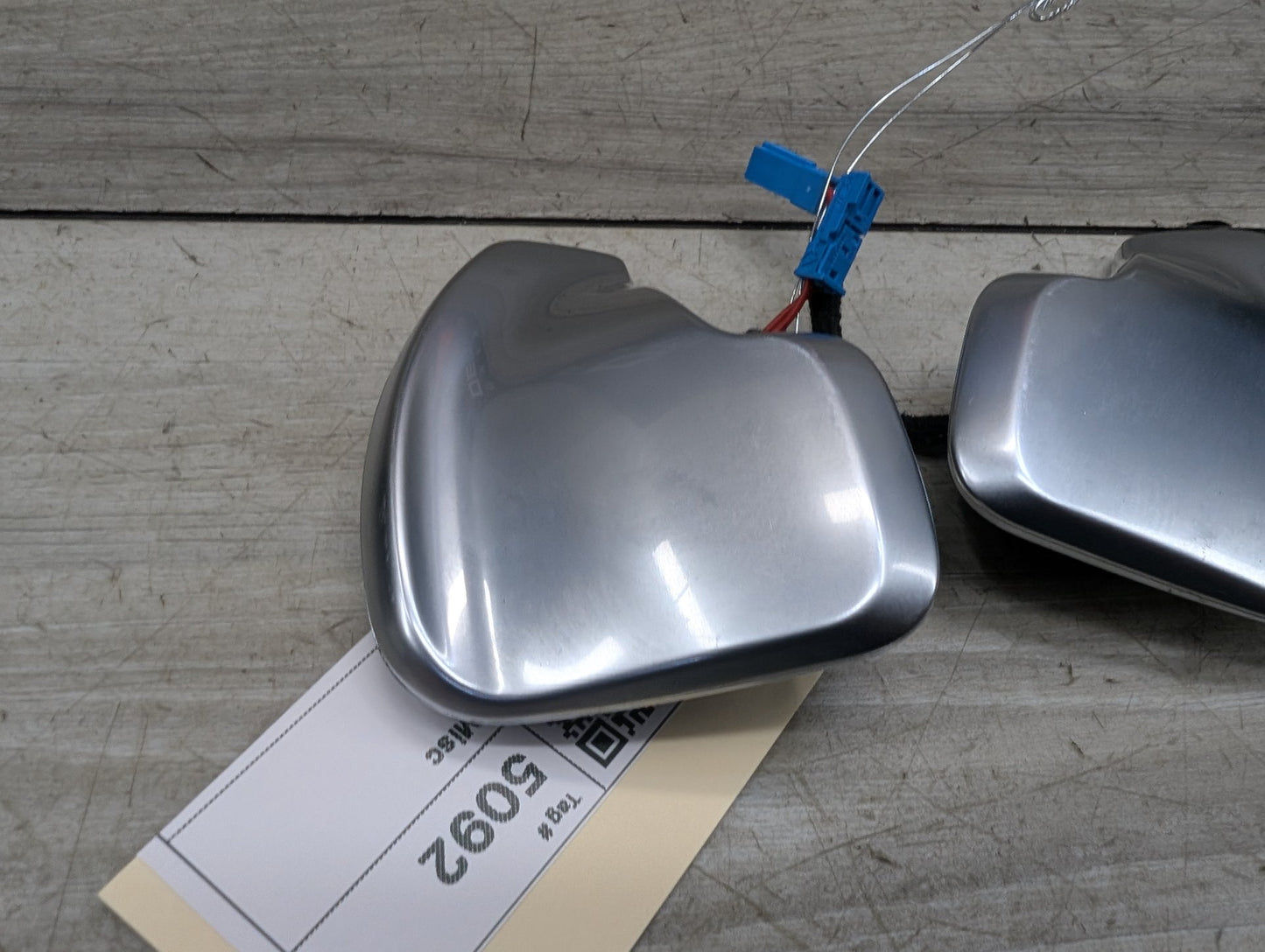 OEM BMW F15 F25 F30 F32 F33 F36 F48 X1 X3 X5 AT Paddle Shifter Plus Minus PAIR