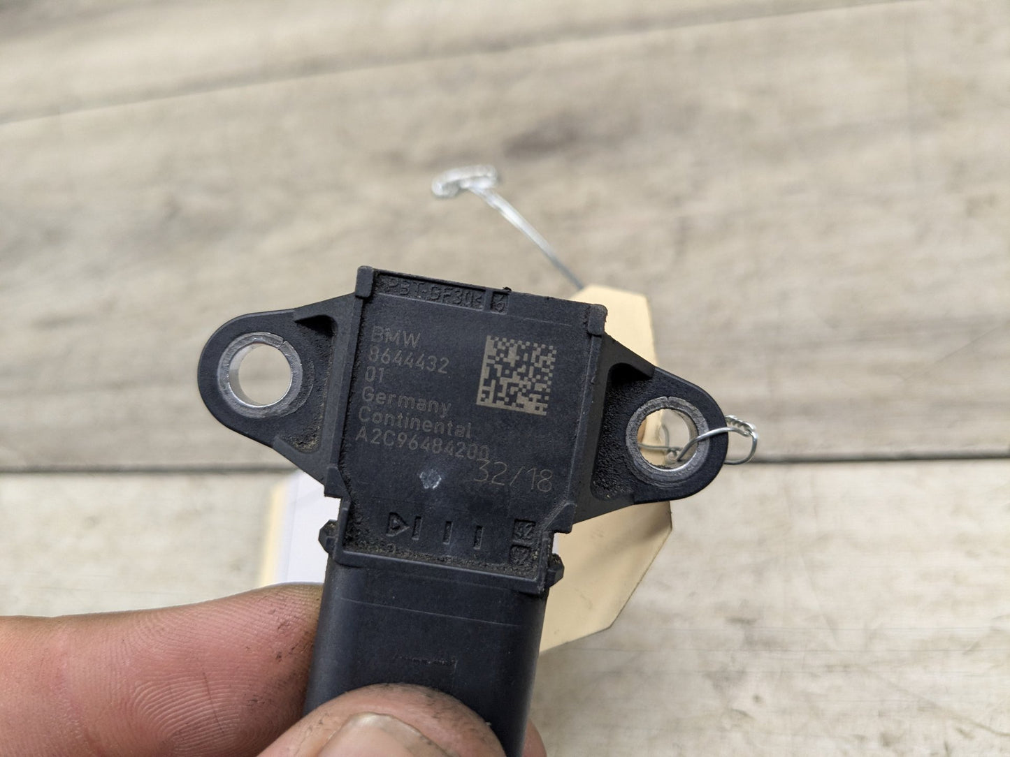 2016-2022 BMW 750Li G12 Manifold Absolute Pressure (MAP) Sensor 8644432