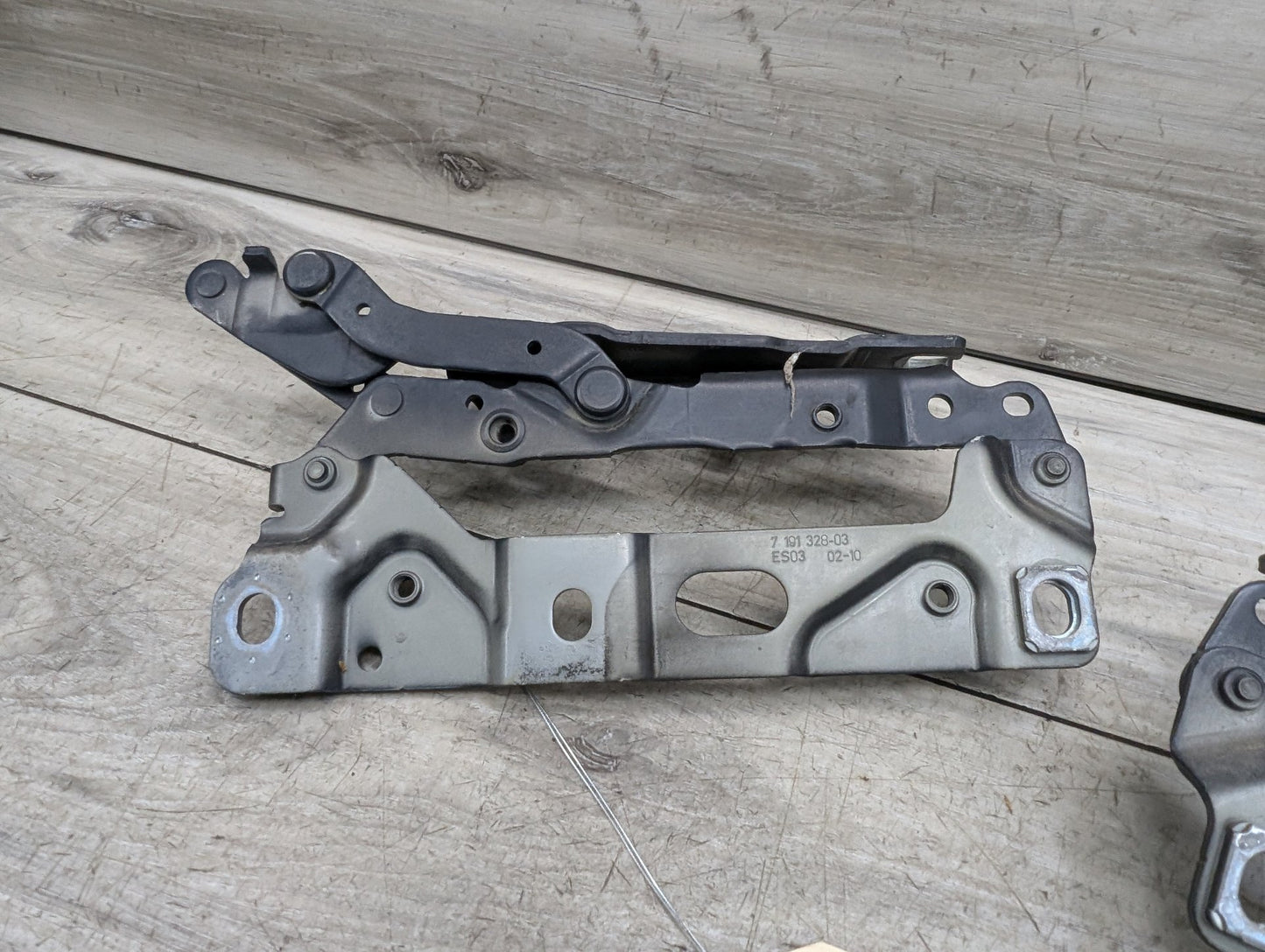 11-16 OEM BMW F10 528 535 550 M5 Front Left Right Bonnet Hood Hinges SET