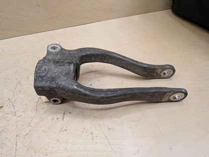 2016-2022 BMW 750i G12 Front Left Driver Spring Strut Shock Absorber Bracket 6861199