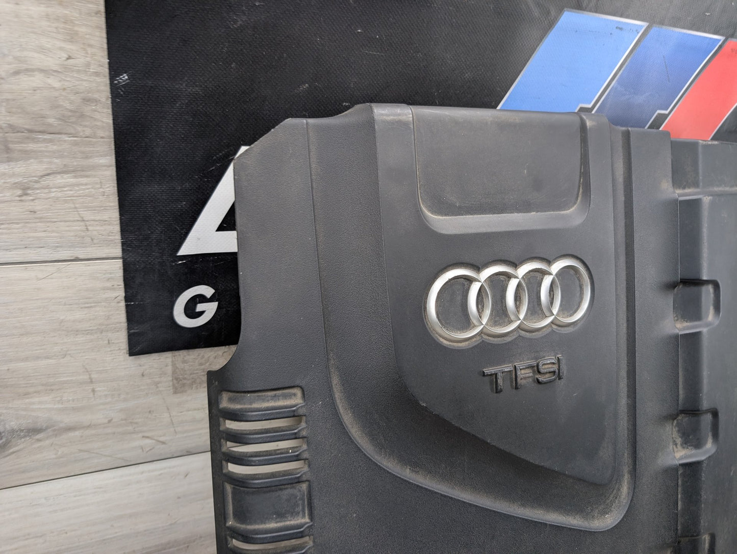 2009 - 2017 Audi Q5 8R Engine Cover 06J103925BR EA888
