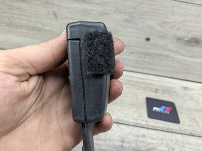 OEM BMW F90 G11 G12 G30 530 540 M550 750 M5 Front Left or Right Seatbelt Buckle