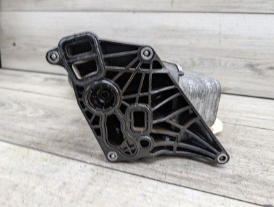 16-20 OEM BMW F22 F30 F32 F36 G01 G30 X3 330 430 Engine B46 Oil Filter Housing