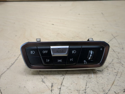 2019-2026 BMW X5 G05 Headlamp Switch 9461132 OEM