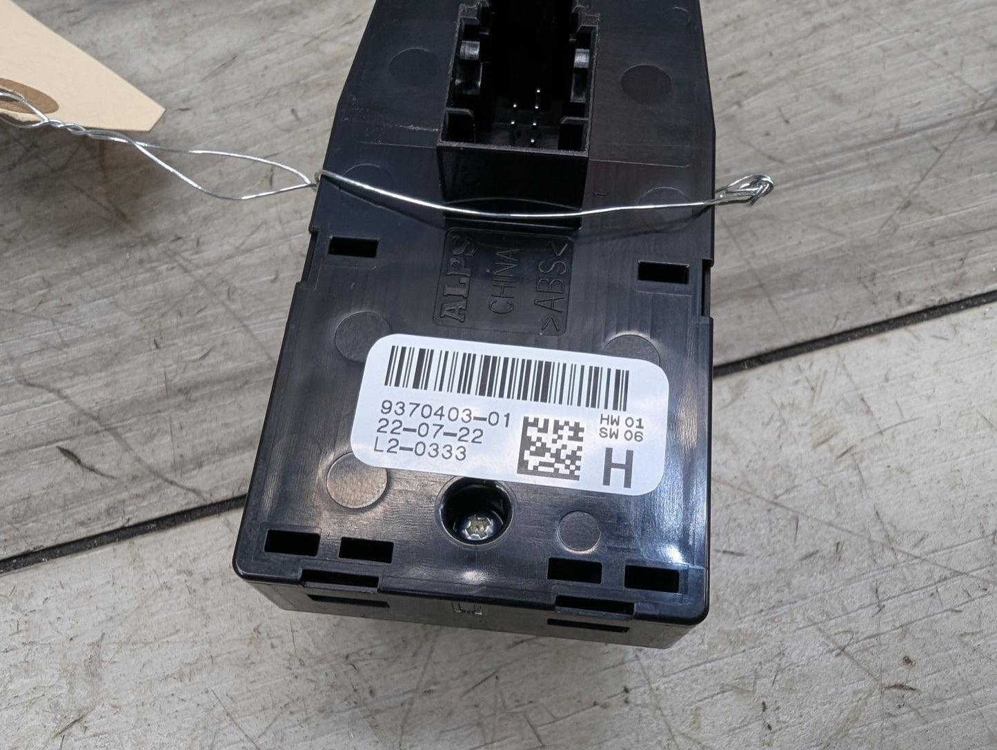 19-25 OEM BMW G15 G22 G82 F92 Front Left Driver Master Door Window Switch Button