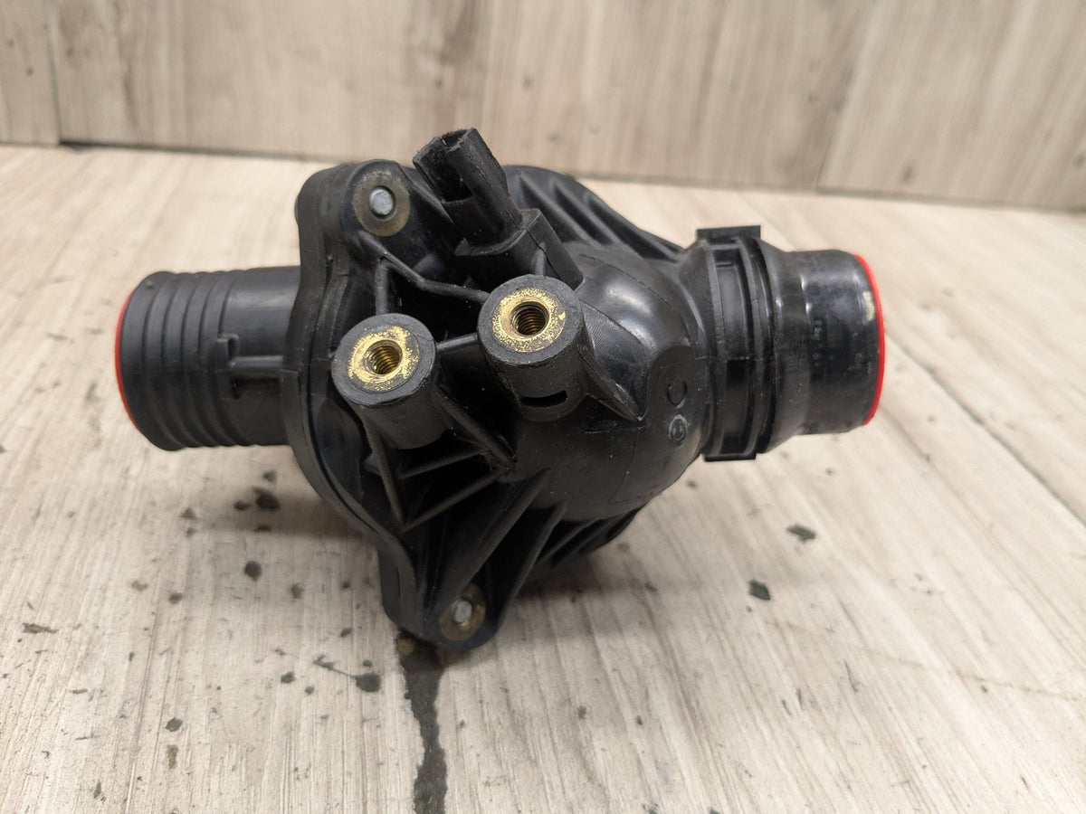 2017 BMW F16 X6 Engine Motor Cooling Auxiliary Water Pump 7598865