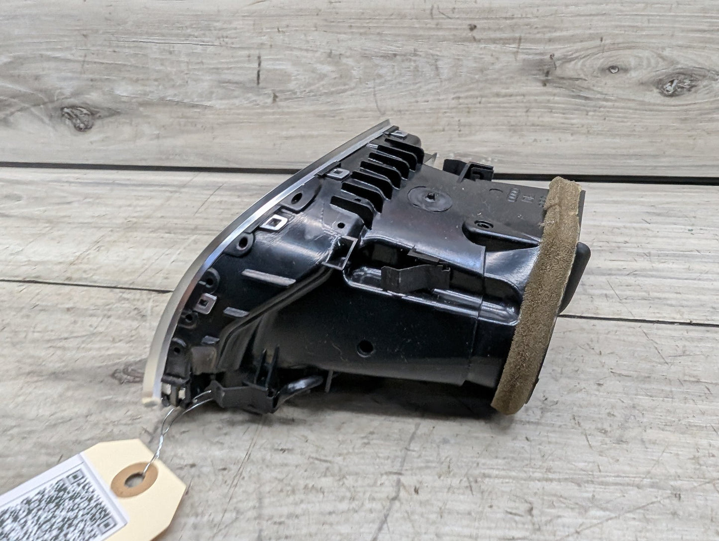 2008 - 2017 Audi S5 8T Dashboard Dash Board Right Passenger Air Vent 8T1820902G
