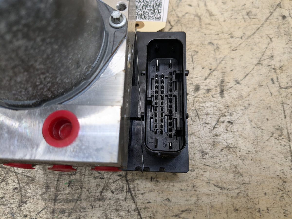 2007-2013 BMW 328i E92 ABS Pump Module 6780161 OEM