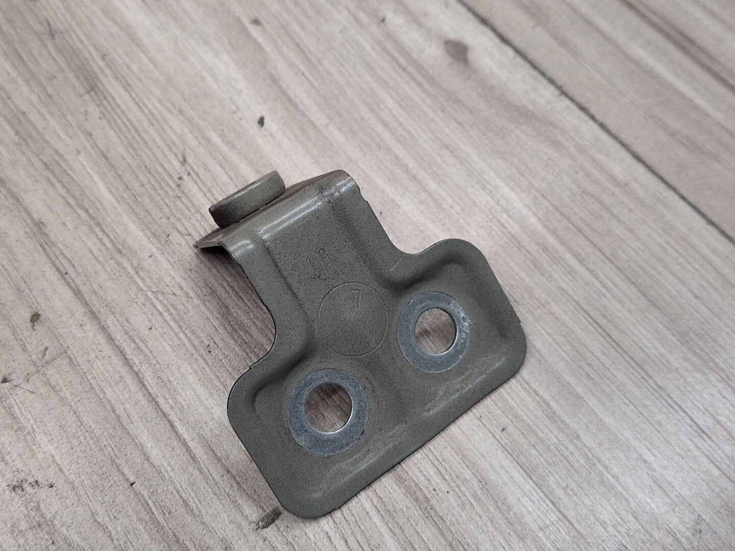 OEM BMW F90 G30 530 540 M550 M5 Front Left Driver Fender Wing Holder Bracket SET