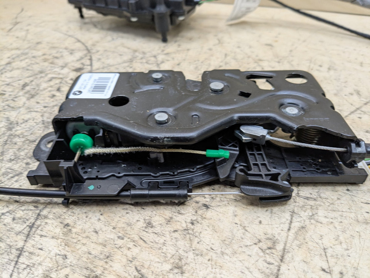 2018-2023 BMW M550i G30 Liftgate Trunk Lid Lock Latch Actuators SET 7381926 OEM