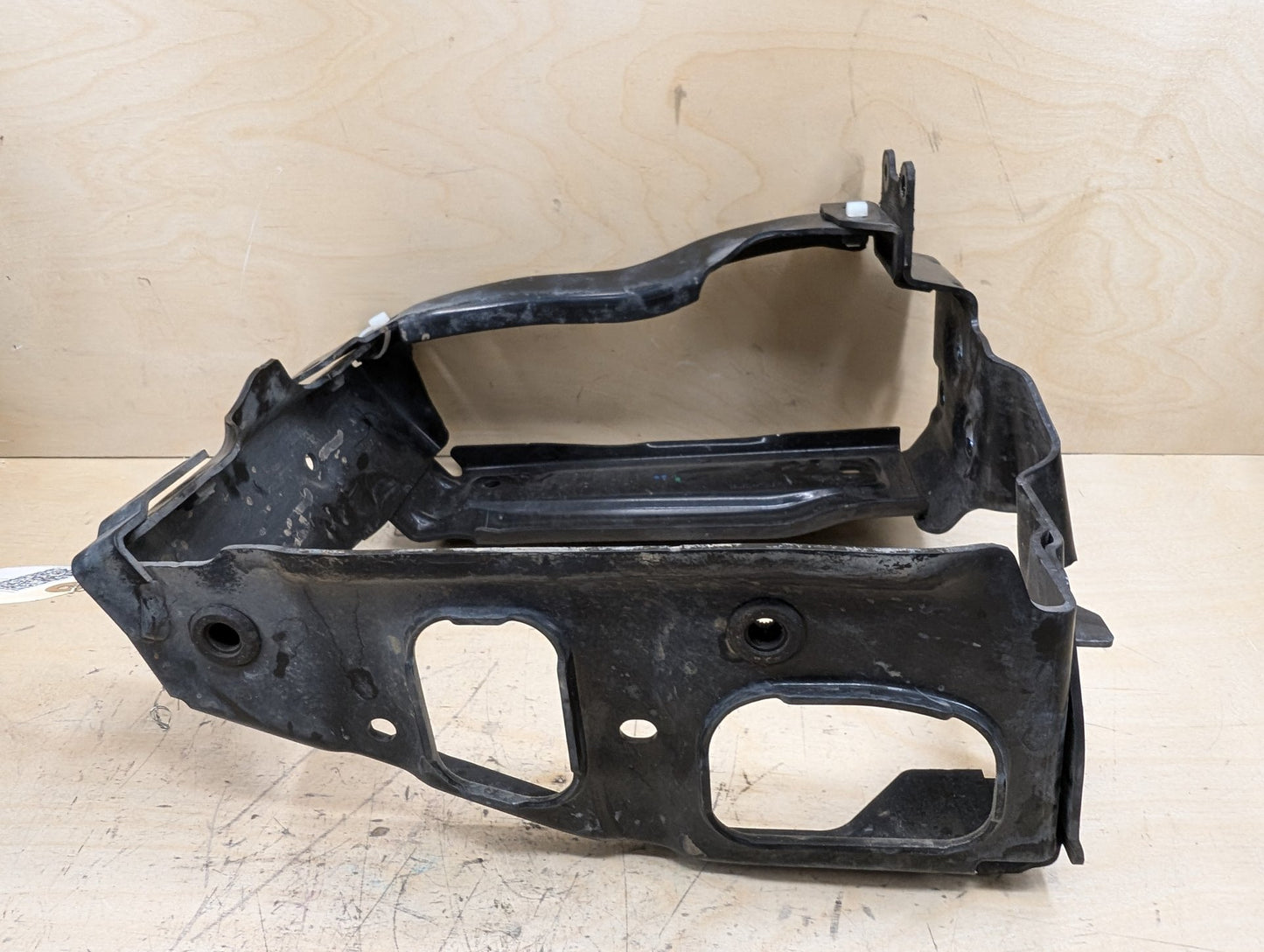 OEM BMW F90 F93 G12 G16 G30 M5 M8 Front Left Driver Radiator Support Bracket