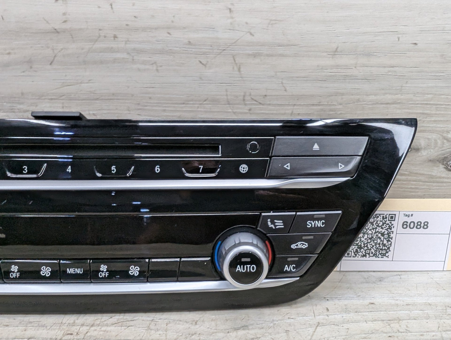 2017-2023 BMW 530i G30 Front AC Heater Climate Control Switch 6834429