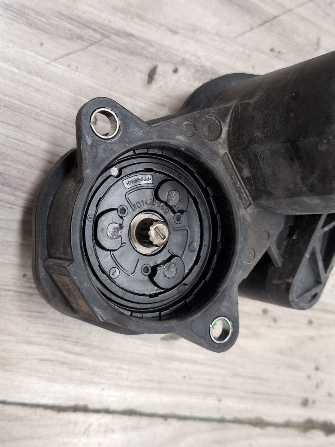 2015-2018 Audi Q3 8U Rear Left or Right Brake Caliper Actuator 8U0998281 OEM