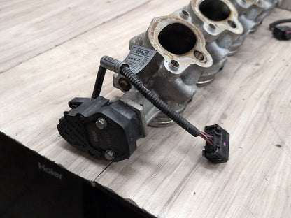 2004-2010 BMW E64 M6 S85B50A Engine Motor Throttle Body SET 7834831