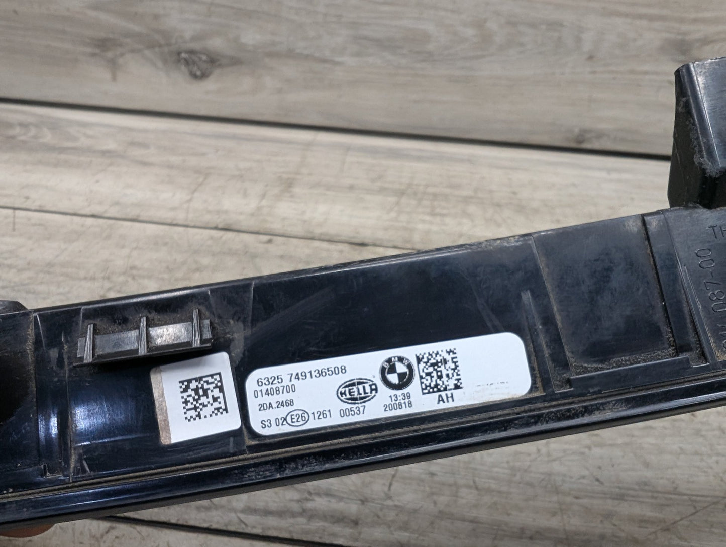 2019-2026 BMW X5 G05 Upper Liftgate Trunk Lid 3rd Brake Light 7491365
