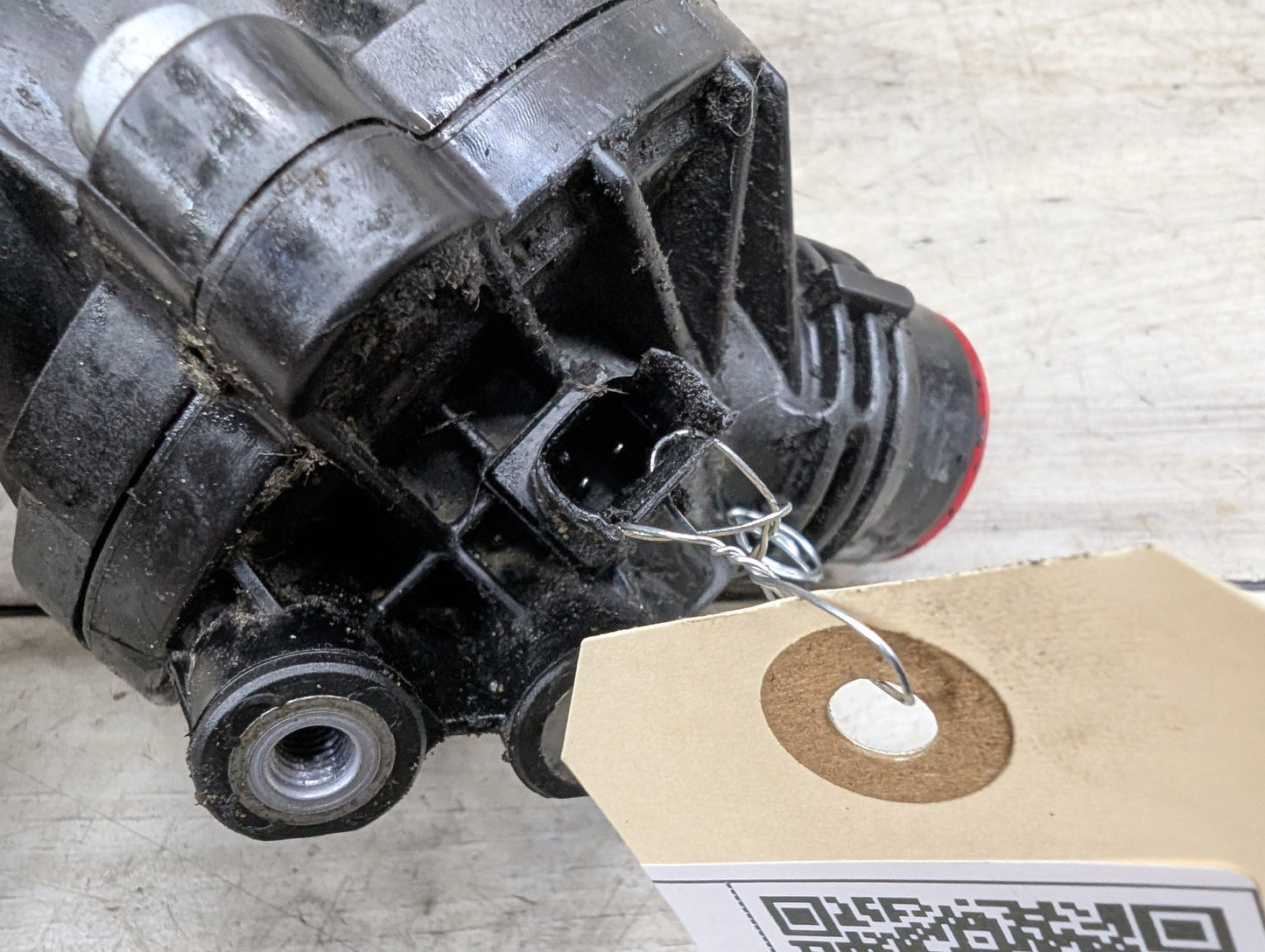 BMW E70 X5 N55B30A Engine Motor Heat Coolant Thermostat 7601158