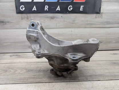 2021-2026 BMW 430i G22 Front Left Driver Spindle Knuckle w/ Bearing 6877147