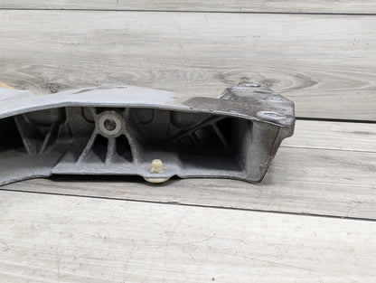 2017-2023 BMW 530i G30 Transmission Mount Bracket 6870602
