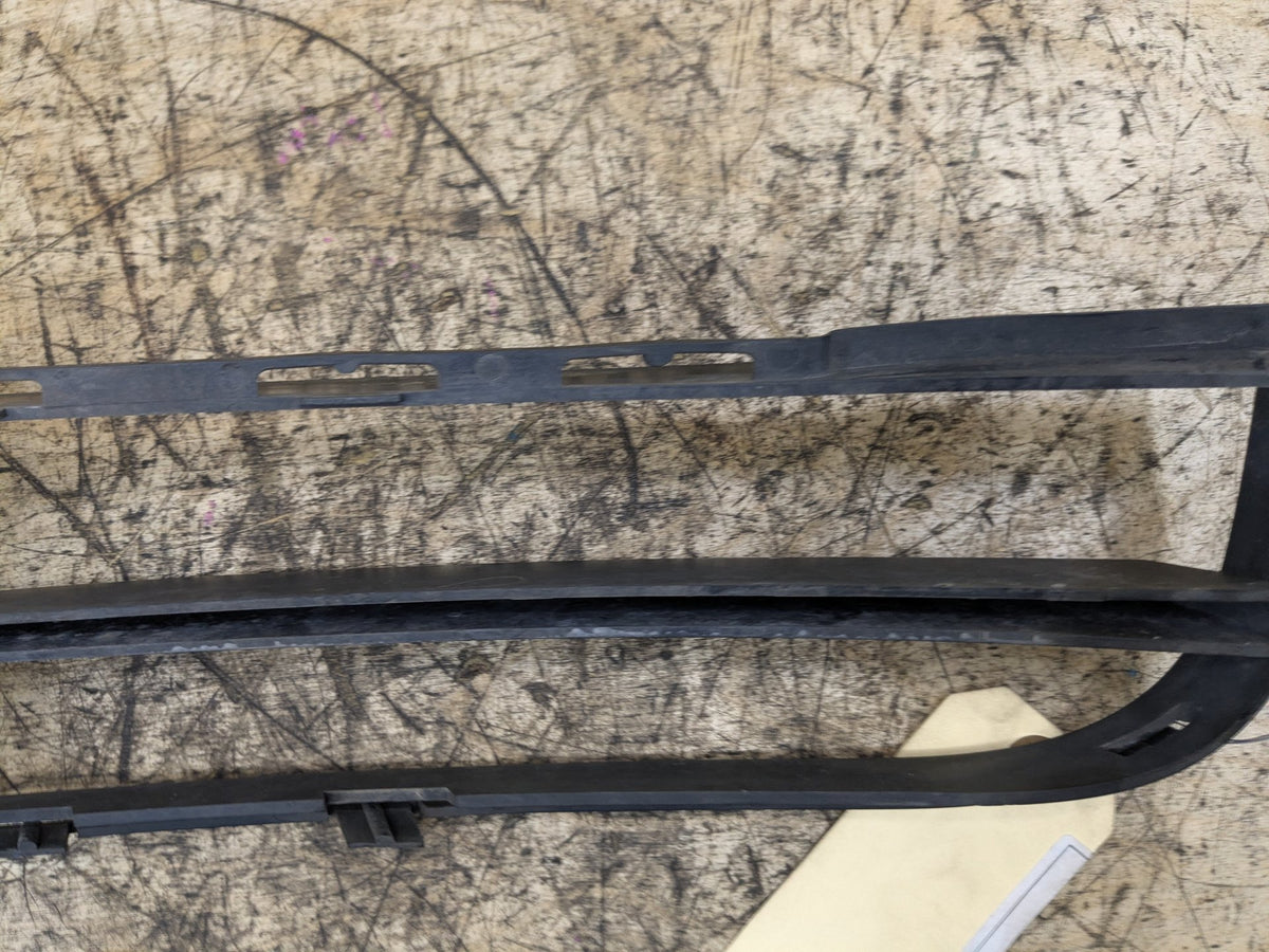2008-2013 BMW 135i E88 Front Left Driver Bumper Cover Trim Molding 8045921 OEM