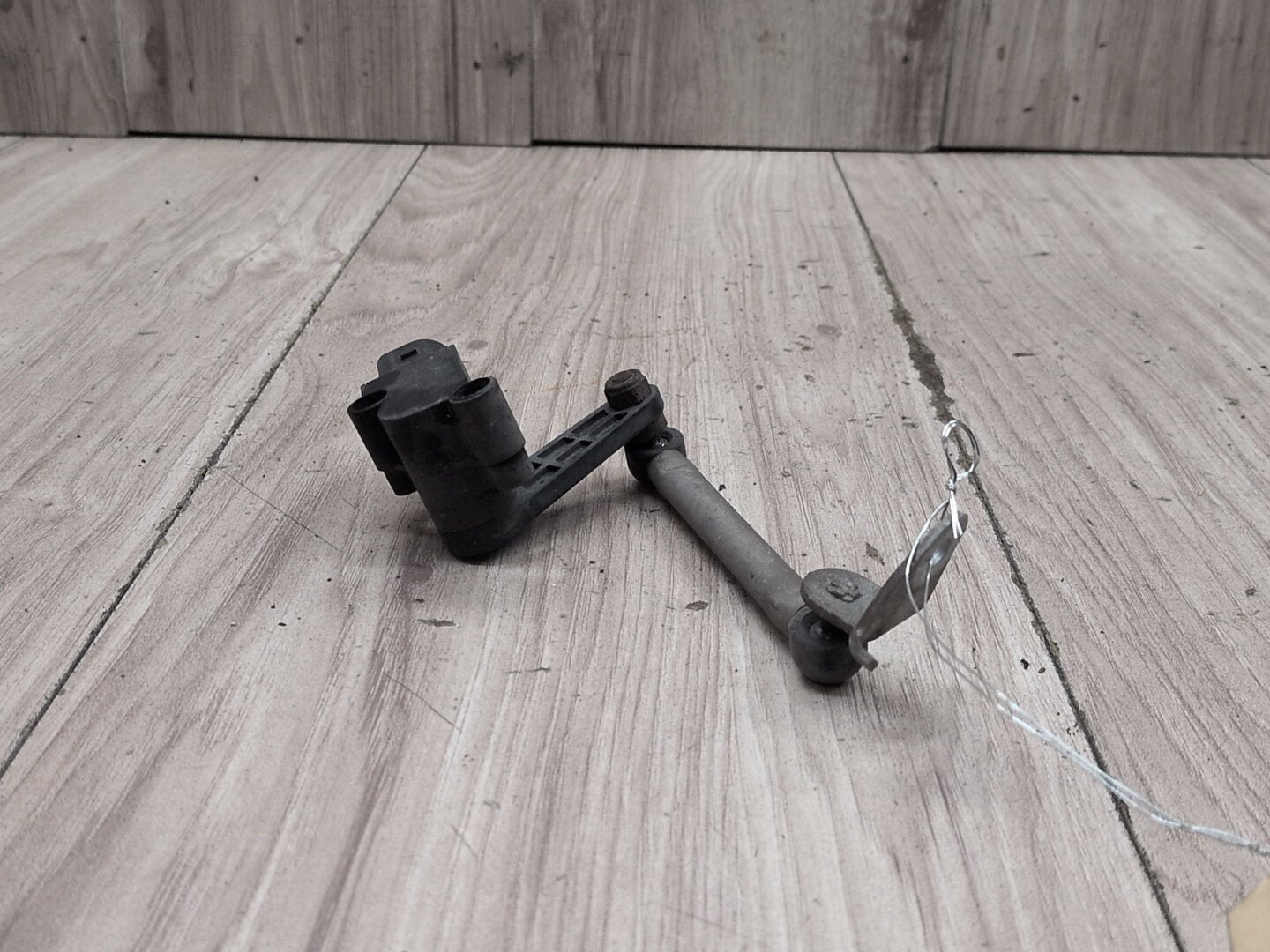 2008-2017 Audi S5 8T Suspension Height Level Sensor 1T0907503A