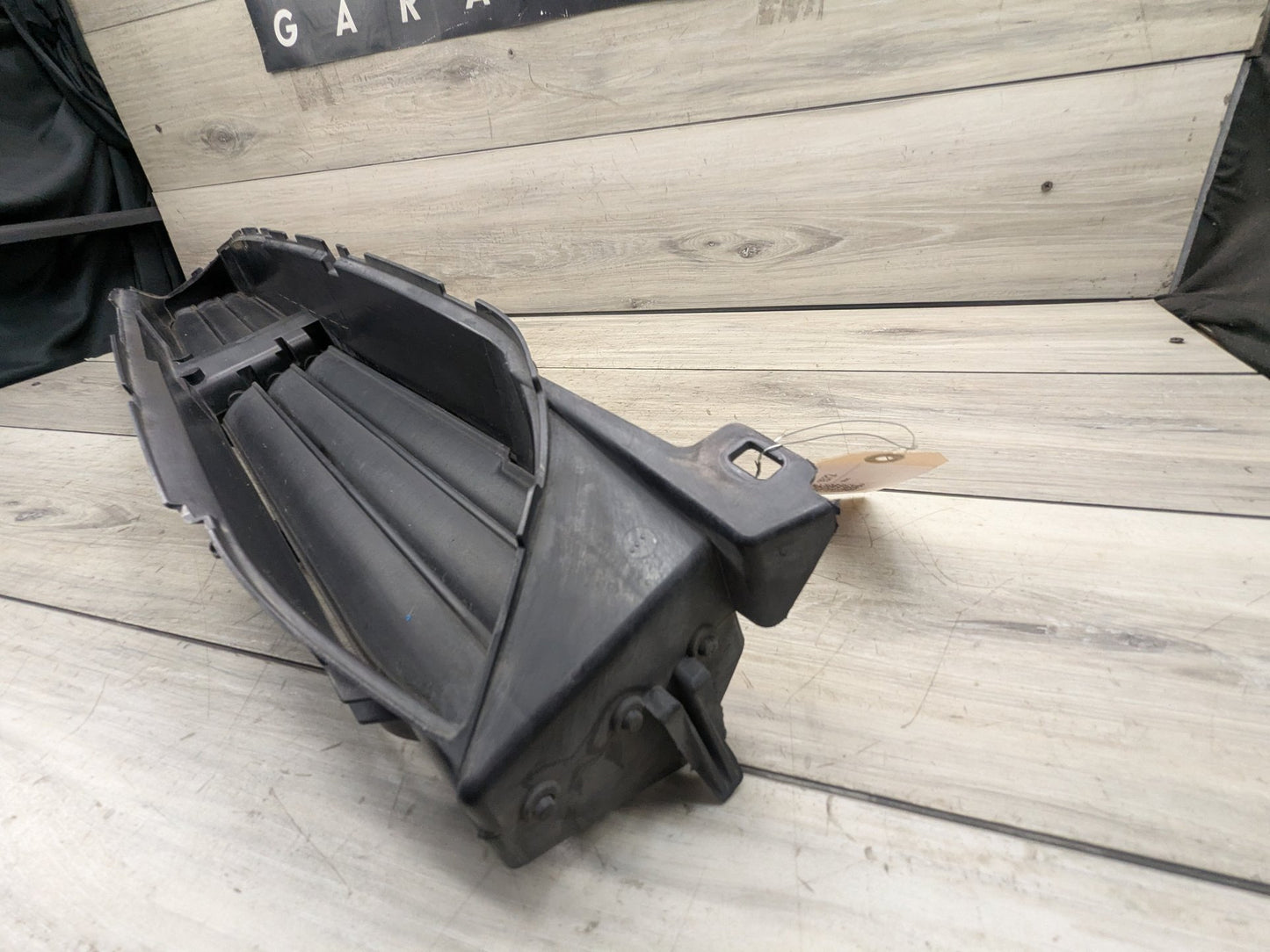 2018 - 2023 BMW X3 G01 Front Lower Radiator Air Flap Shutter 7497231 B58B30M0