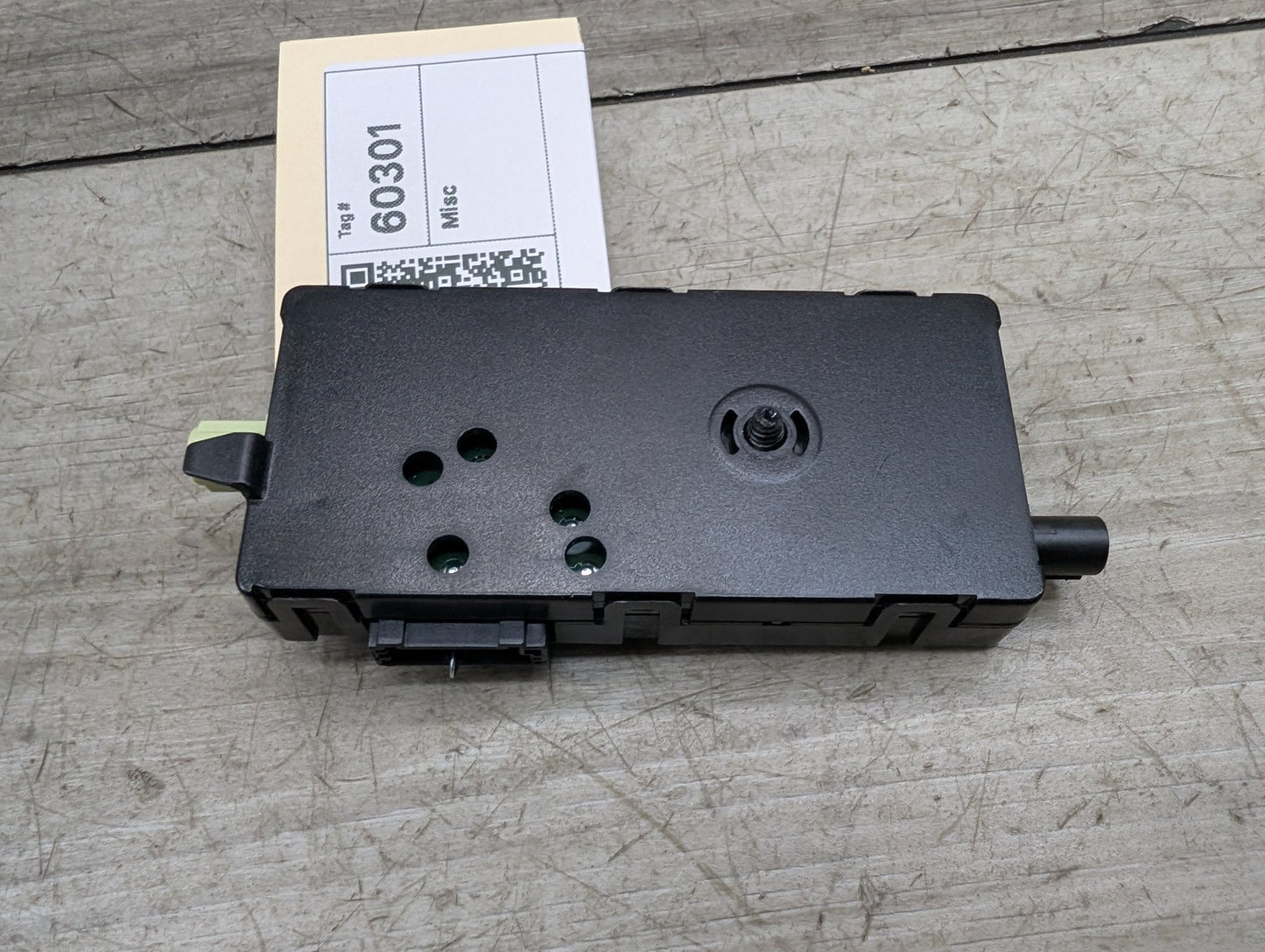 OEM BMW G12 G30 530 540 F90 M5 Radio Antenna Amplifier Control Module AM/FM