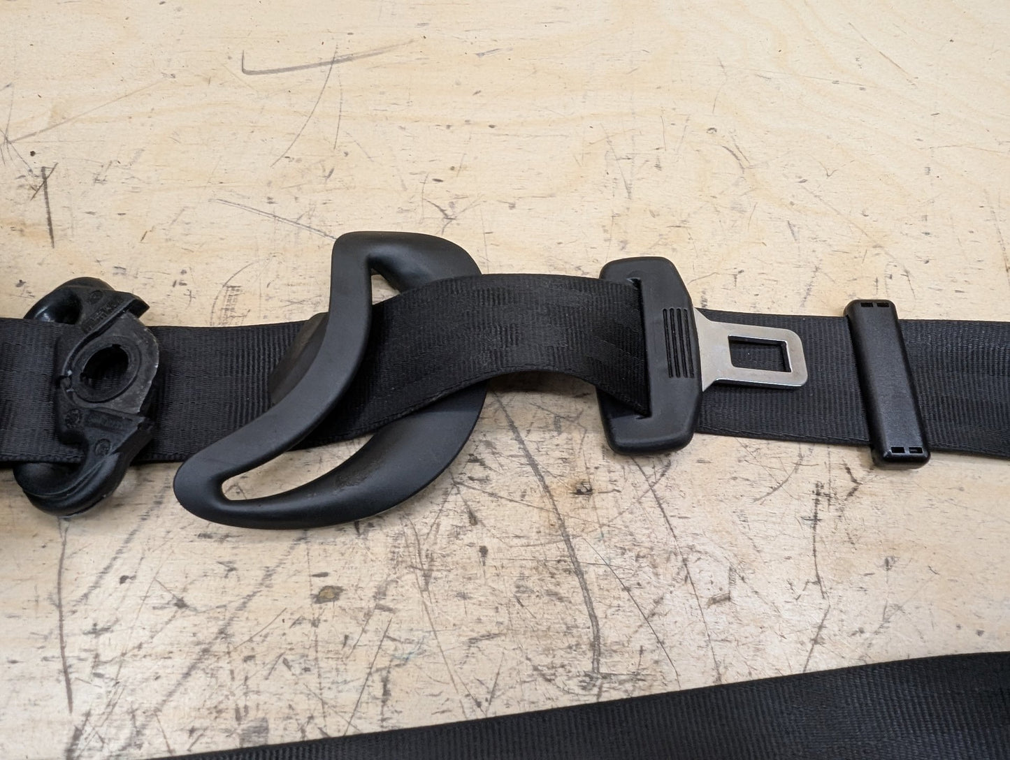 2011-2017 Audi RS5 8T Front Right Passenger Seatbelt Seat Belt Retractor 8T0857706 OEM