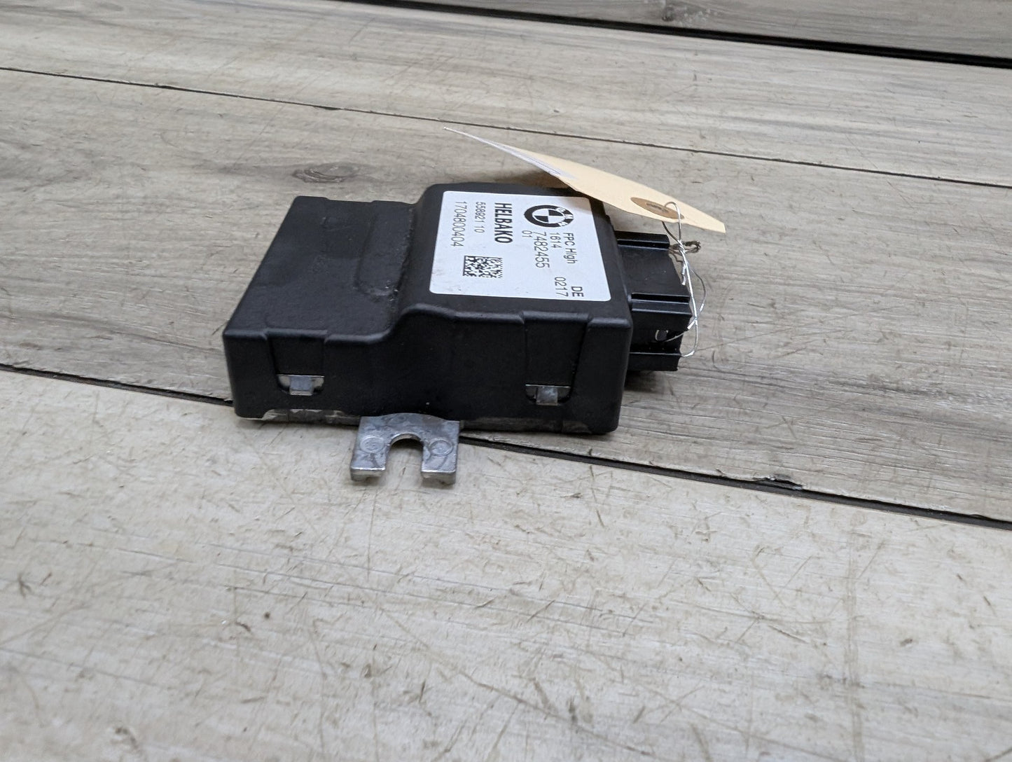 17-21 OEM BMW G30 G32 G12 G01 G82 F90 M5 Fuel Pump Control Module Unit HELBAKO