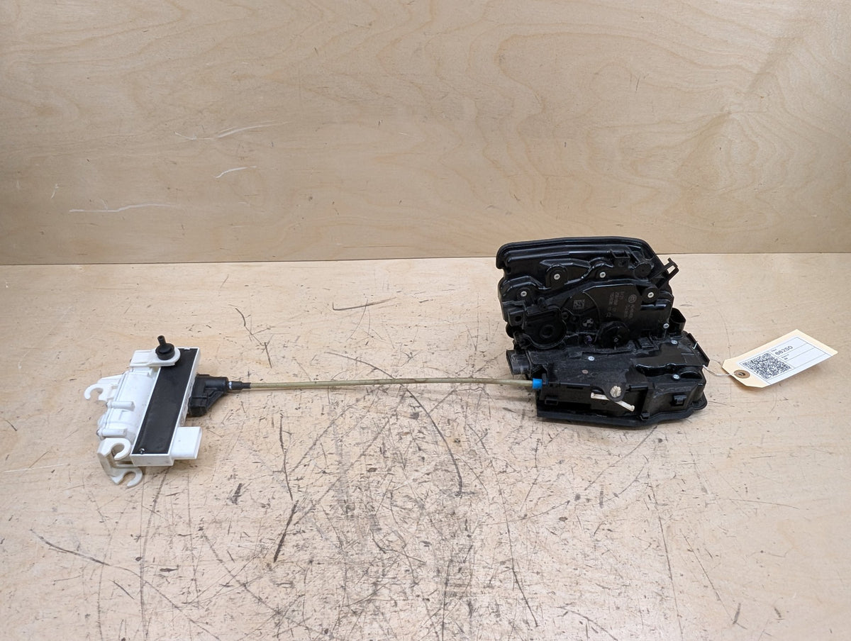 2016-2019 BMW 740i G12 Front Left Door Latch Lock Actuator 2581897 OEM