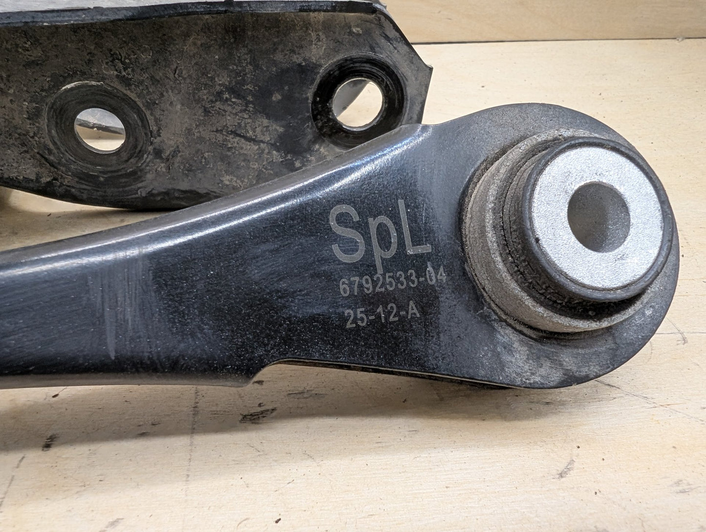 2012-2018 BMW 328i F30 Rear Right Passenger Control Arms SET 6792541