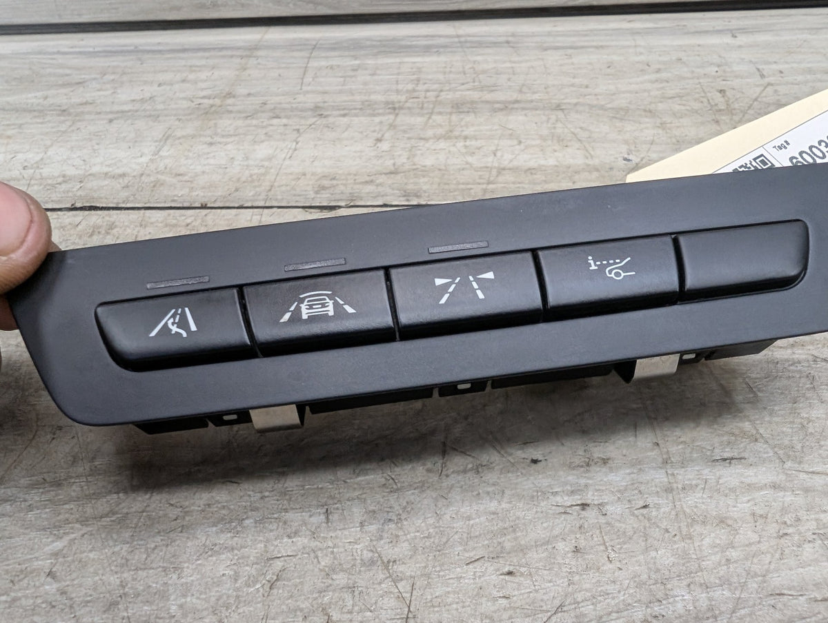 OEM BMW M6 F06 F13 M5 F10 Lane Assist Departure Driver Assistance Control Unit