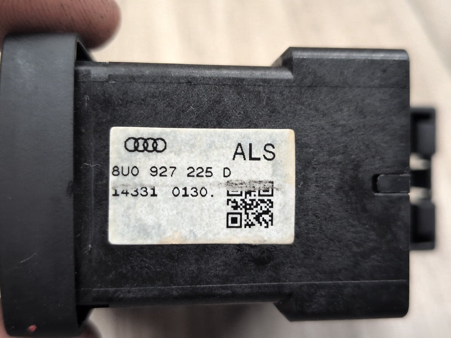 2015-2018 Audi Q3 8U Emergency Parking Brake Switch 8U0927225