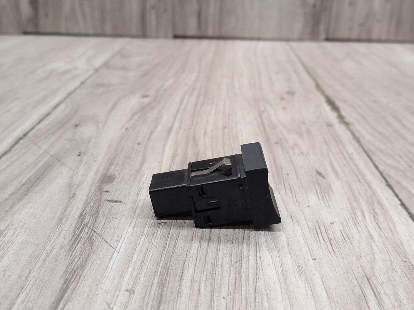 2015-2018 Audi Q3 8U Operating Traction Switch 8U0927134