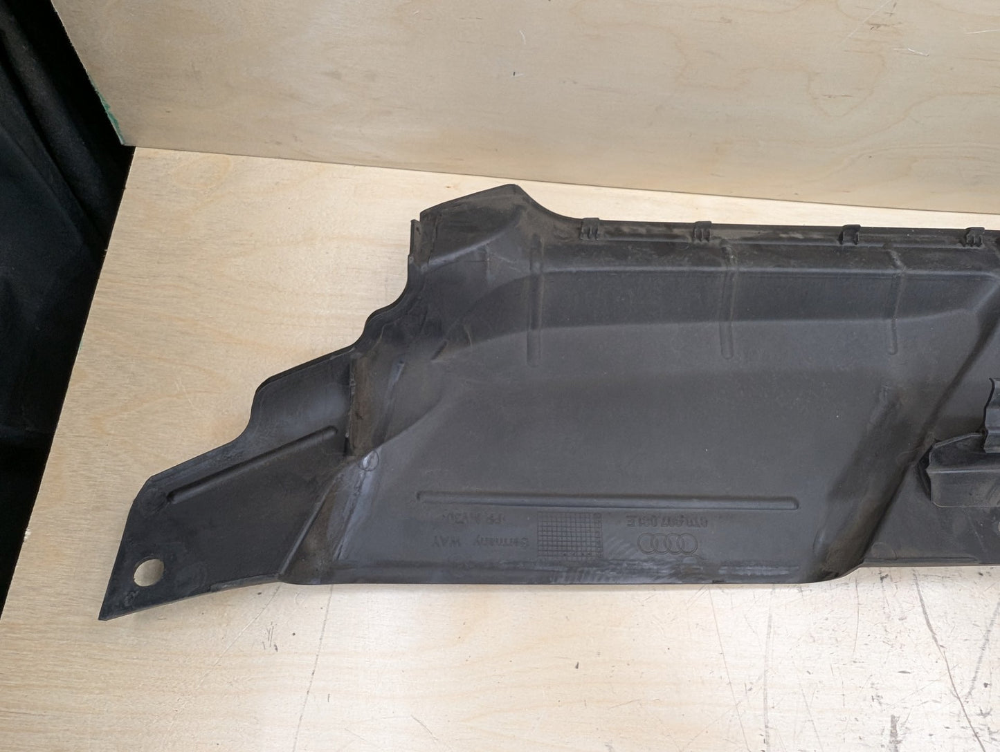 2011-2017 Audi RS5 8T Radiator Support Upper Cover Panel 8T0807081E