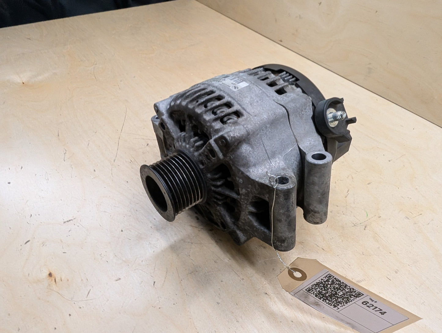 OEM BMW F10 F13 F15 F22 F25 F30 F32 F33 F36 Engine N55 Alternator Generator 215A