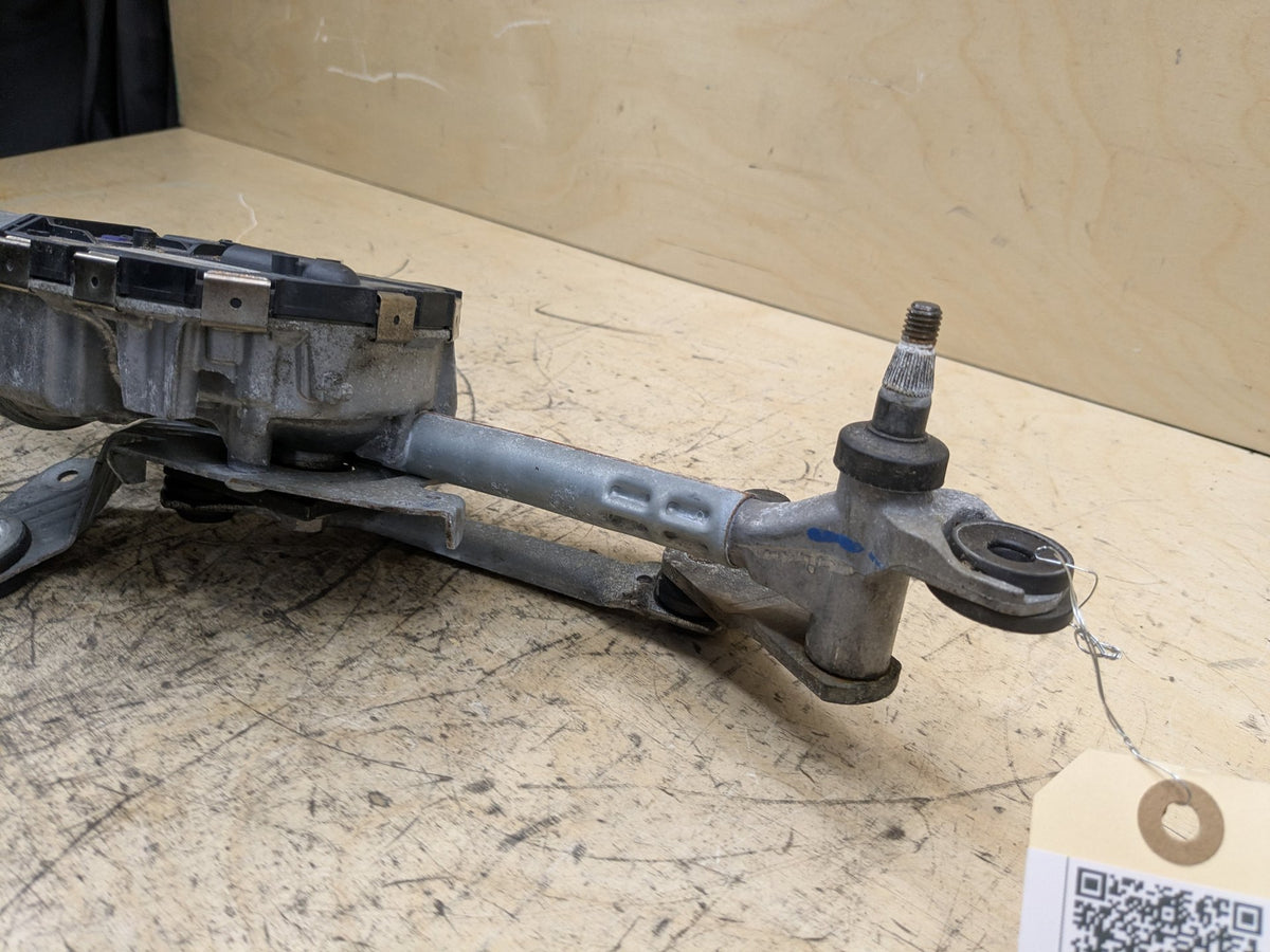 2012-2018 Audi A6 C7 Front Windshield Wiper Motor w/ Assembly 4G1955119 OEM