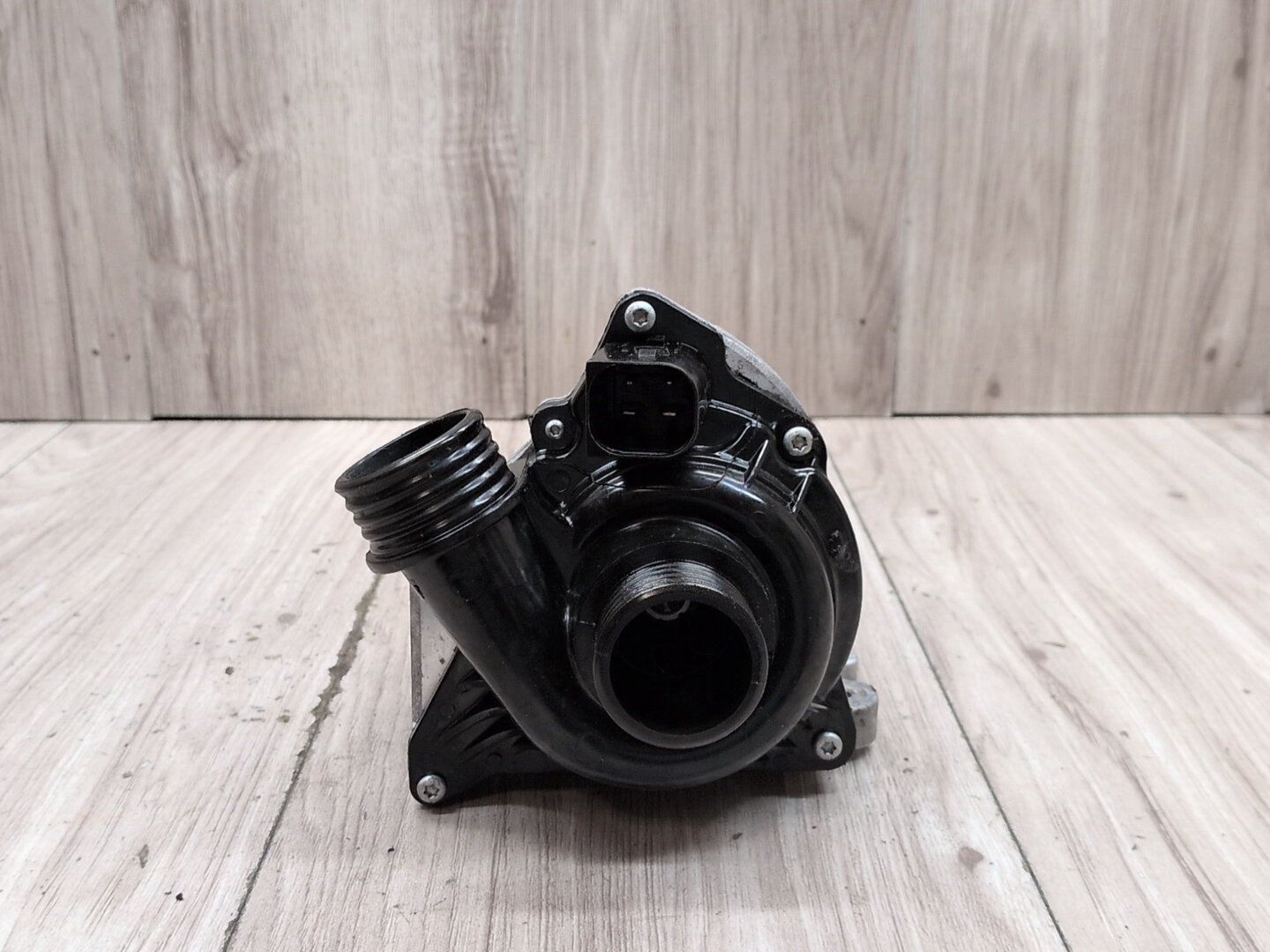 AFTERMARKET BMW F10 535i N55B30A Engine Motor Cooling Auxiliary Water Pump