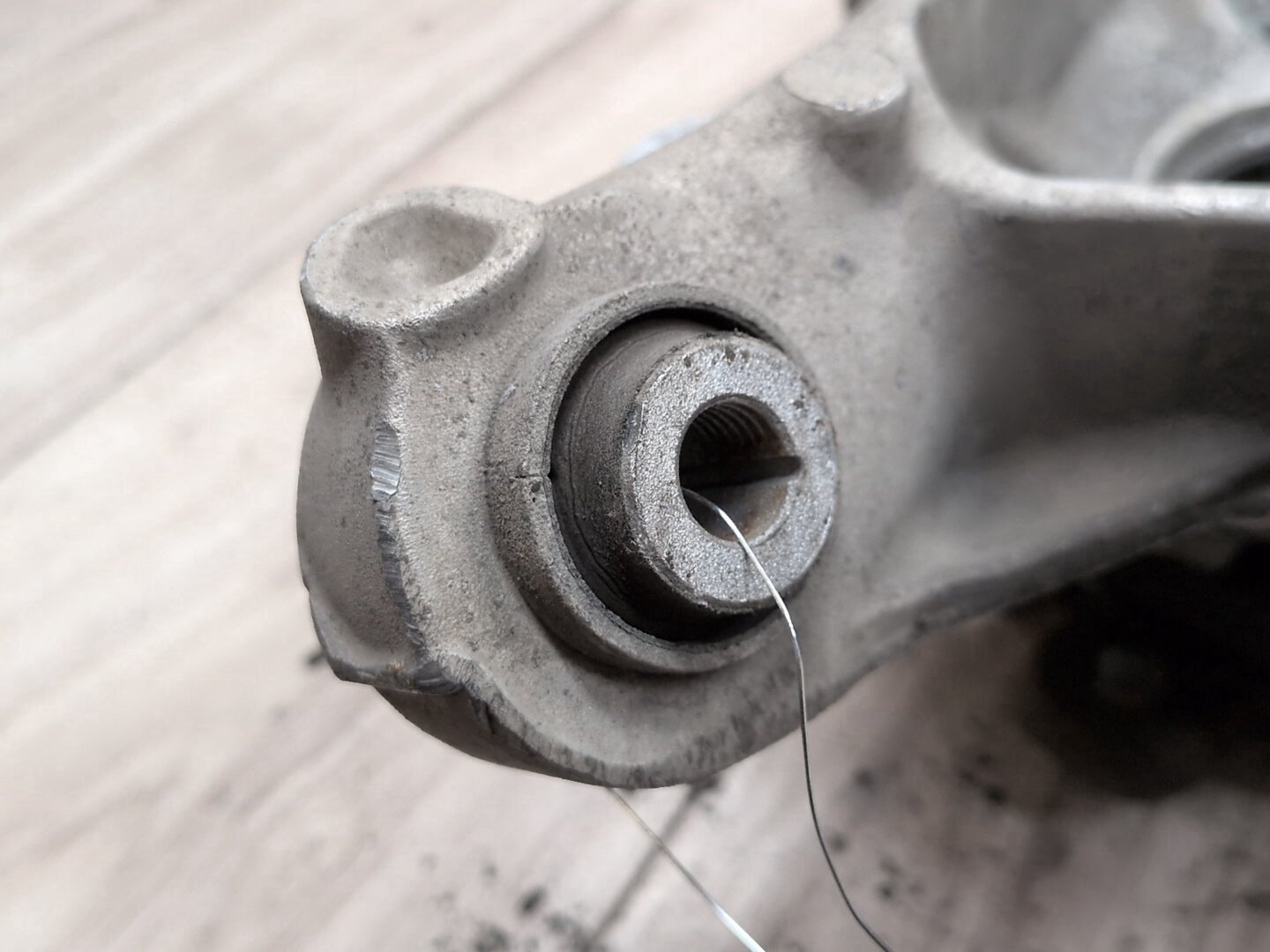 OEM BMW G20 330 M340 REAR Right Passenger Knuckle Wheel Hub Spindle Bearing