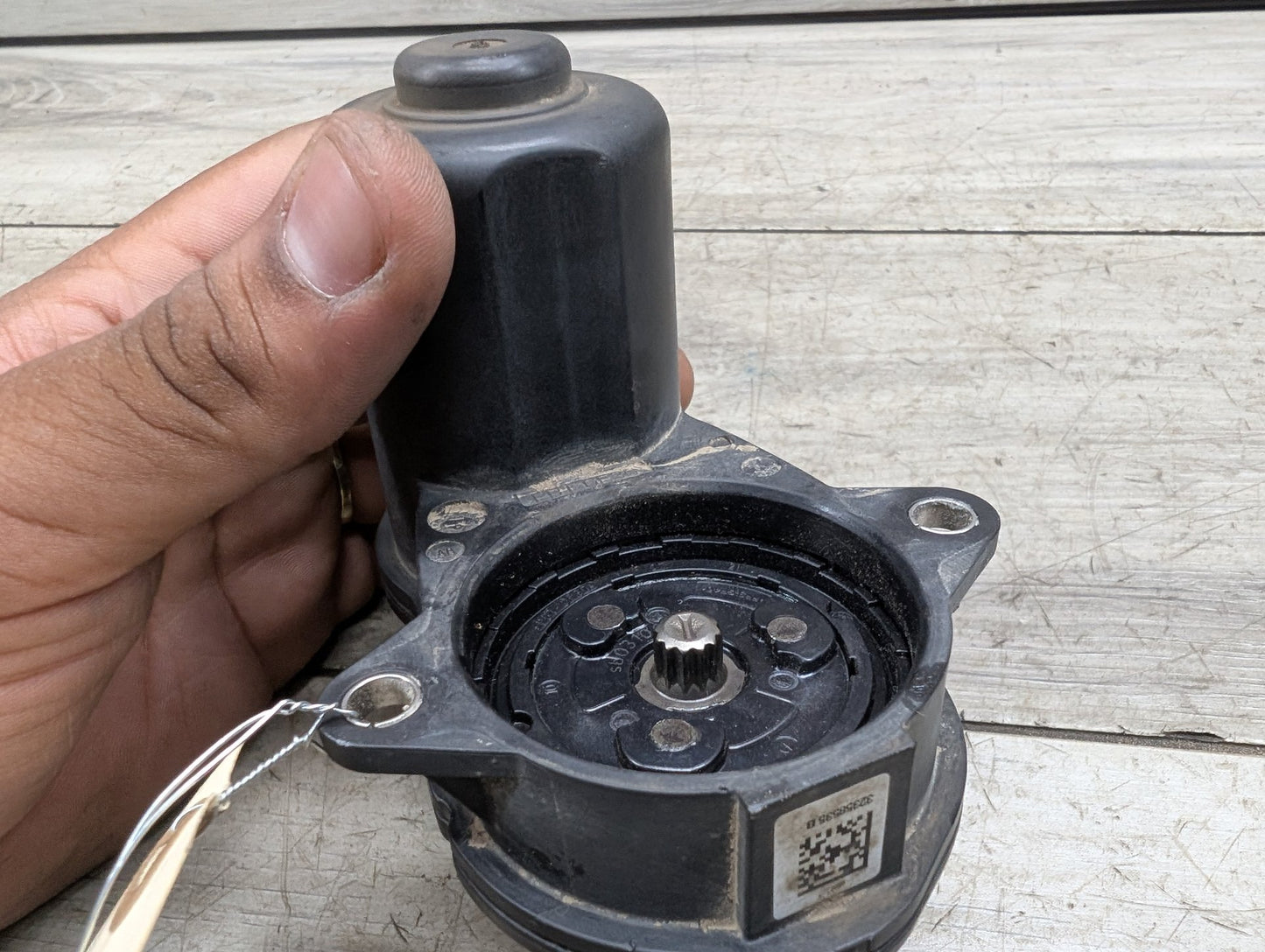 2018 - 2024 BMW X3 G01 Rear Left or Right Brake Caliper Actuator 32358535 B46B20O1