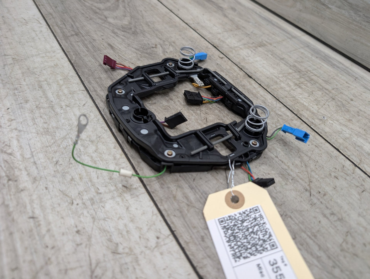 2019-2026 BMW X5 G05 Steering Wheel Vibration Generator Motor 6874085