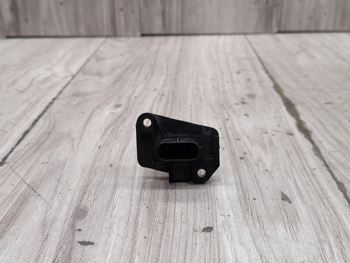 2019-2026 BMW M340i G20 Maf Air Flow Mass Sensor 8485041 OEM