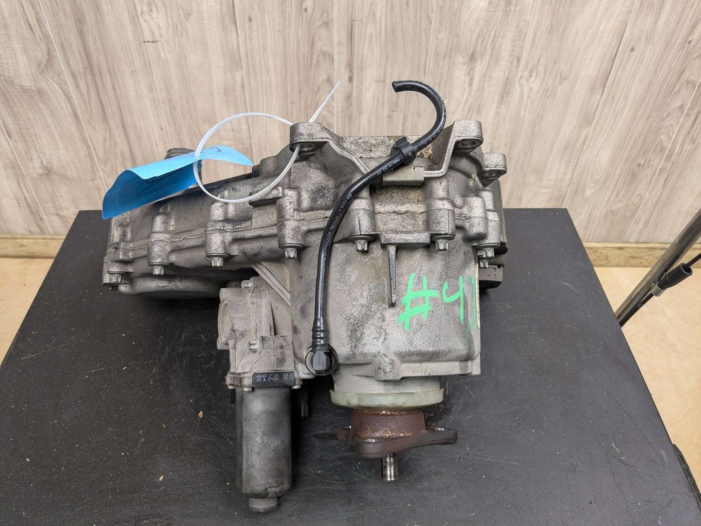 07-14 OEM BMW E70 E71 X5 X6 AWD Transmission Transfer Case Gearbox ATC 700