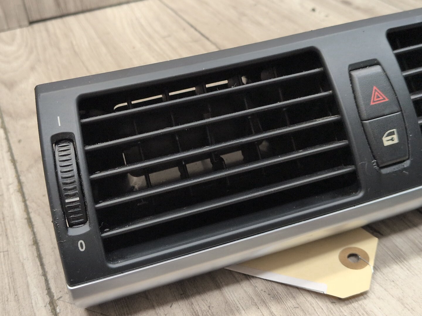 07-14 OEM BMW E70 E71 X5 X6 X5M X6M Center Middle AC Air Dash Grille Vent