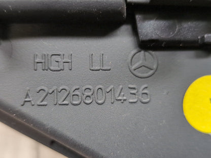 2009-2012 Mercedes-Benz E550 W212 Dashboard Center console Display Screen Trim