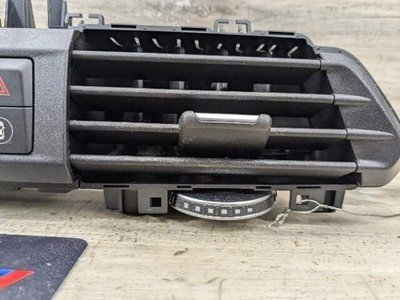 18-21 OEM BMW G01 G02 F97 F98 X3 X4 X3M X4M Dashboard AC Air Vent Center Grille
